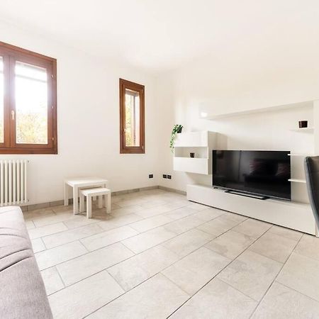 Appartamento Unico A Bologna Con 3 Camere E Parcheggio Gratuito Exterior foto