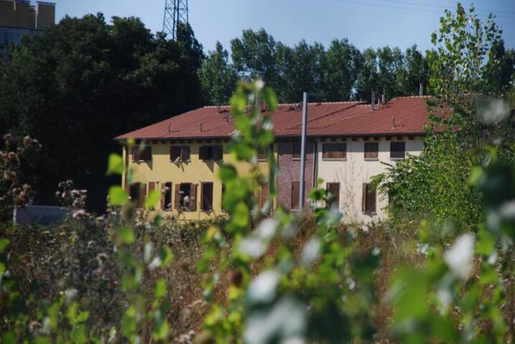 Appartamento Unico A Bologna Con 3 Camere E Parcheggio Gratuito Exterior foto